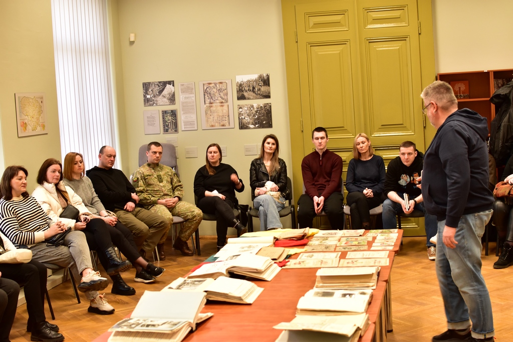 4.jpg